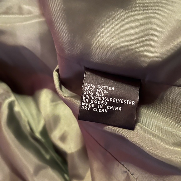 Albert Nipon ladies 2 piece power suit! Never worn - Picture 3 of 5